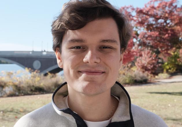 Profile picture for user William Radaic Peron
